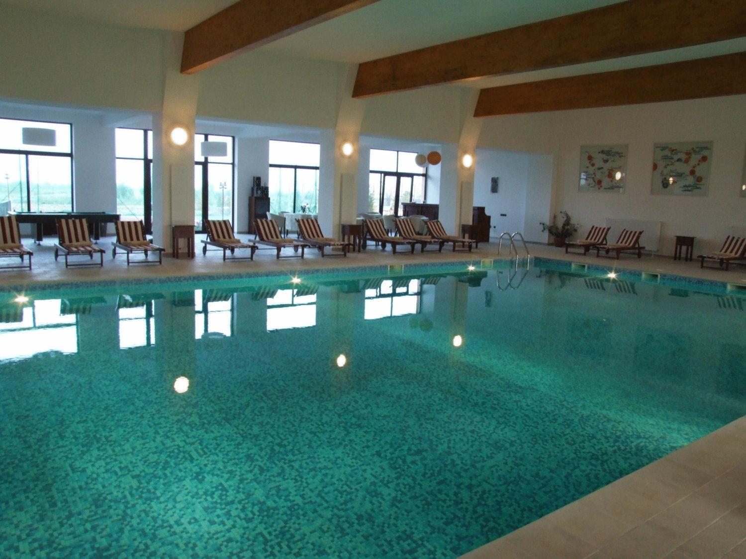 Club Insieme Grand Resort Potlogi Exterior photo